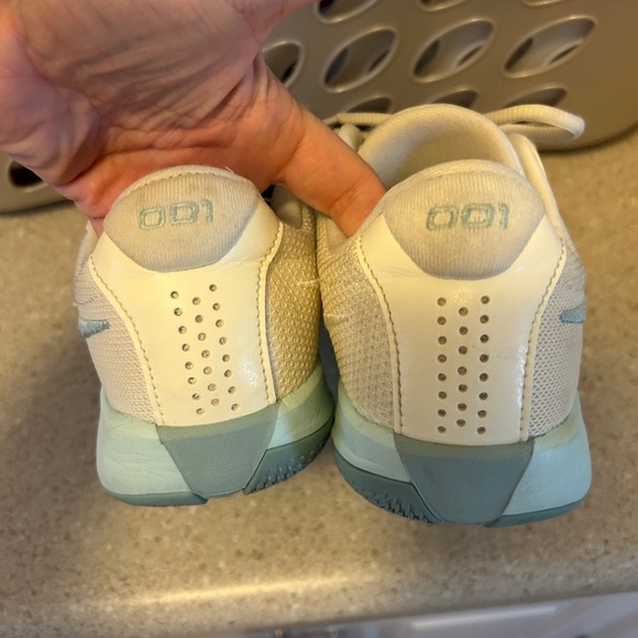 Nike Women's Cream and Light Blue Basketball Athletic Shoes - Picture 5 of 6